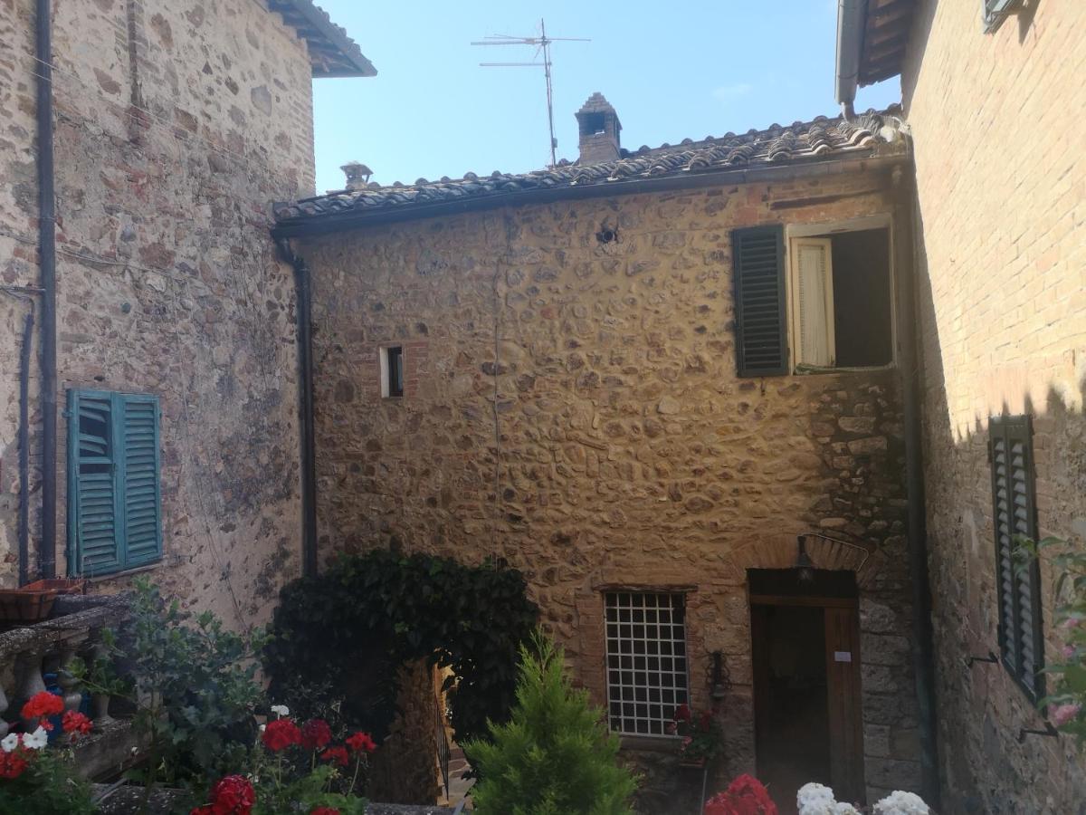 Antico Borgo Di Torri Bed & Breakfast Sovicille Exterior photo