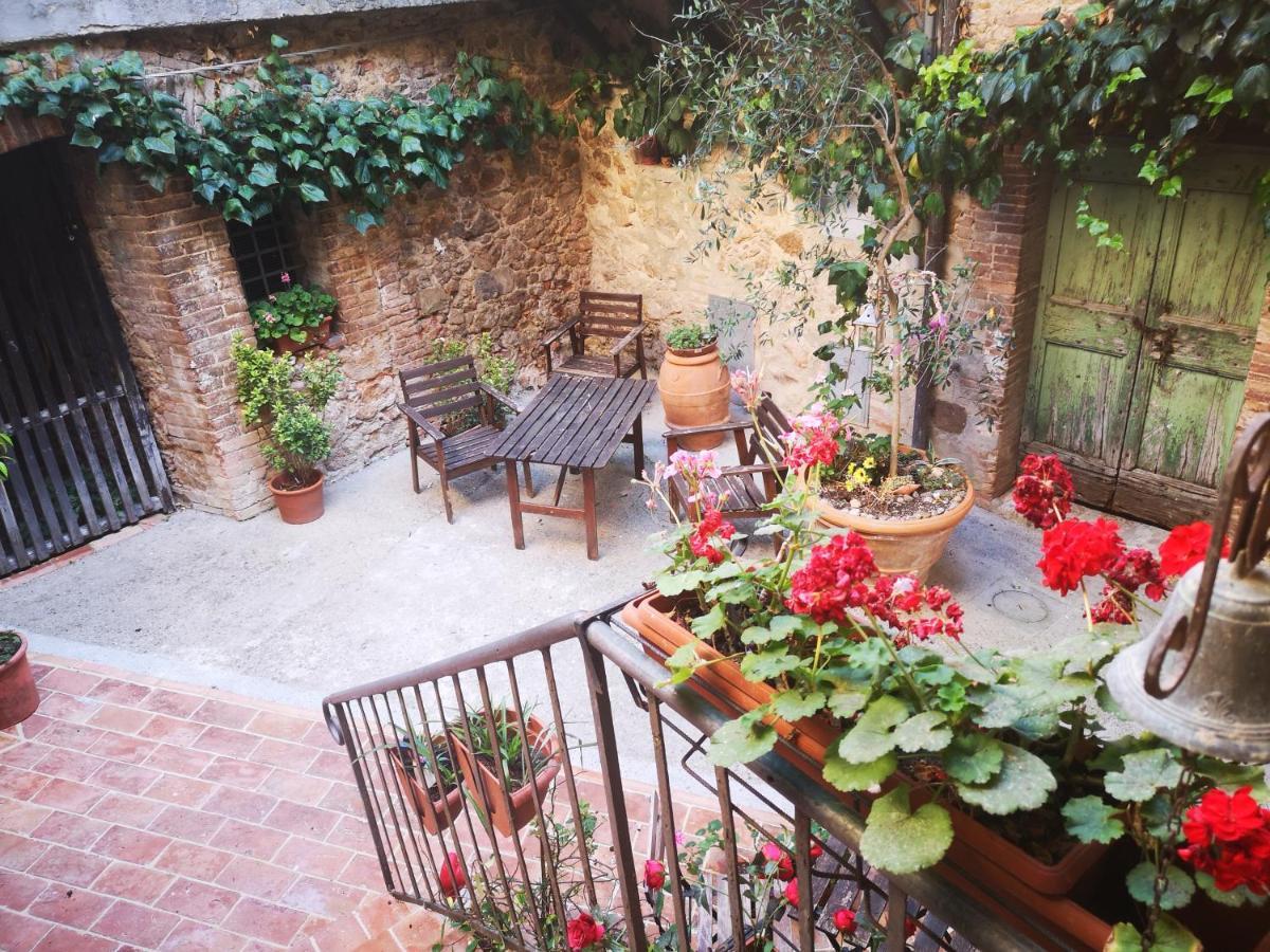 Antico Borgo Di Torri Bed & Breakfast Sovicille Exterior photo