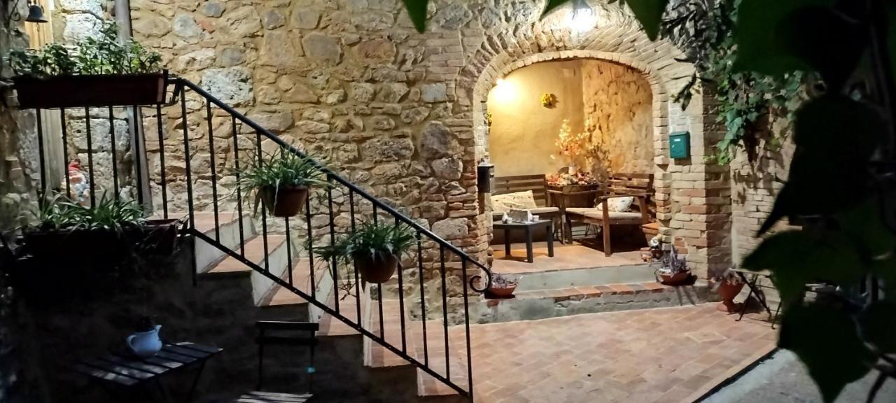 Antico Borgo Di Torri Bed & Breakfast Sovicille Exterior photo