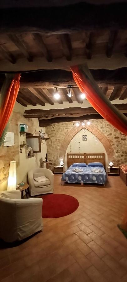 Antico Borgo Di Torri Bed & Breakfast Sovicille Room photo