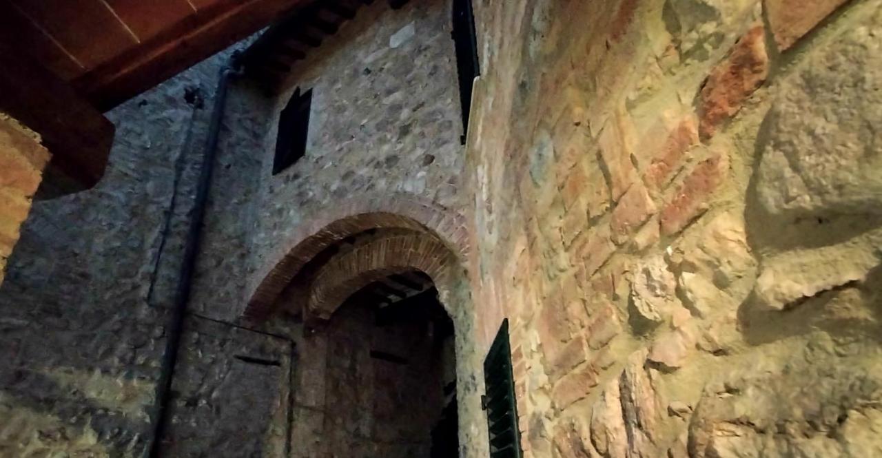 Antico Borgo Di Torri Bed & Breakfast Sovicille Exterior photo